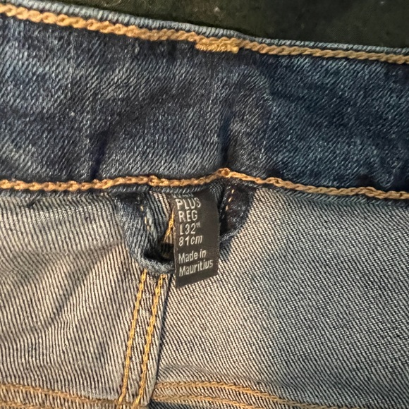 Dark wash denim jeans - Picture 3 of 3